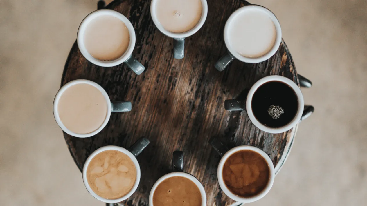 Kaffee Horizont (Foto: Nathan Dumlao on Unsplash)